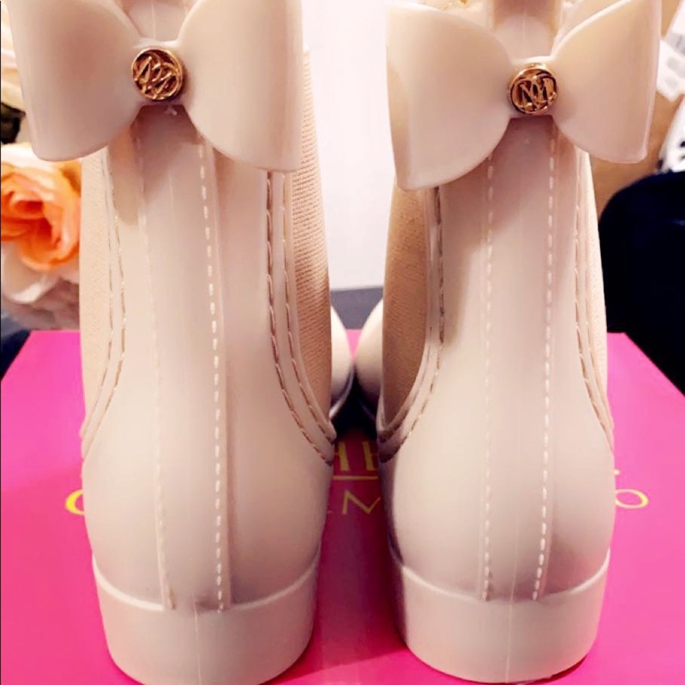 Nude rain boots